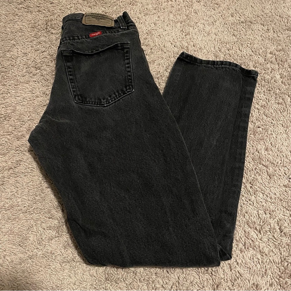 Wrangler straight leg jeans black washed possibly vintage 30 X 30 very comfy